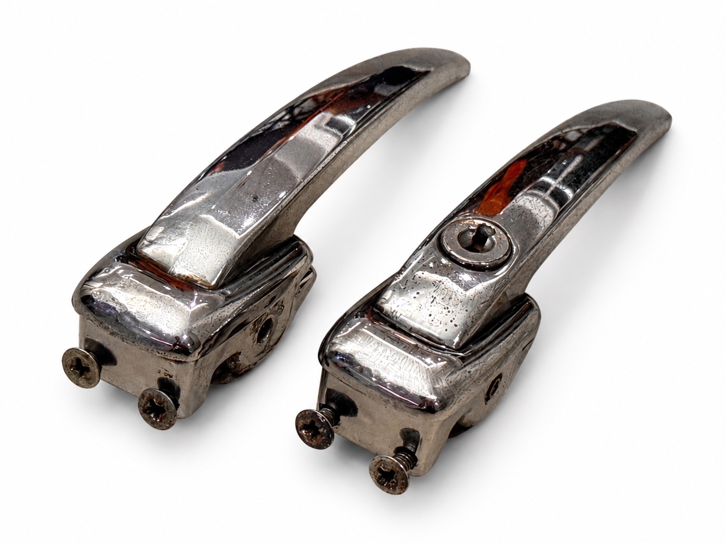 Original VW Käfer Ovali Außentürgriffe links/rechts, 113 837 205 A / 113 837 206 A – Bild 3